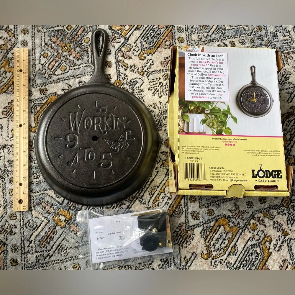 Lodge Cast Iron Skillet Wall Clock